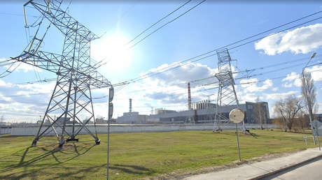 Moscú: "Saboteadores ucranianos" volaron postes de líneas eléctricas que alimentan la central nuclear en la región rusa de Kursk