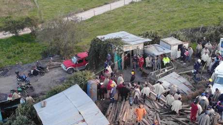 Defensa Civil de Colombia reporta 9 personas atrapadas tras el colapso en una mina de carbón