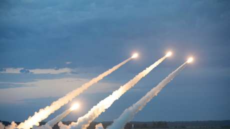 Ataque con lanzacohetes estadounidenses HIMARS a un hospital deja varios muertos y heridos en la República Popular de Lugansk