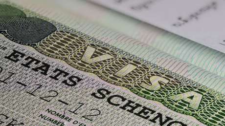 Moscú califica de "disparo en su propio pie" la decisión de la UE de suspender el régimen simplificado de visados con Rusia