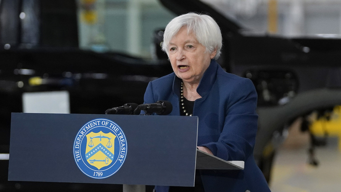 La secretaria del Tesoro de EE.UU. admite que la inflación y la subida del precio de la gasolina siguen siendo un "riesgo"