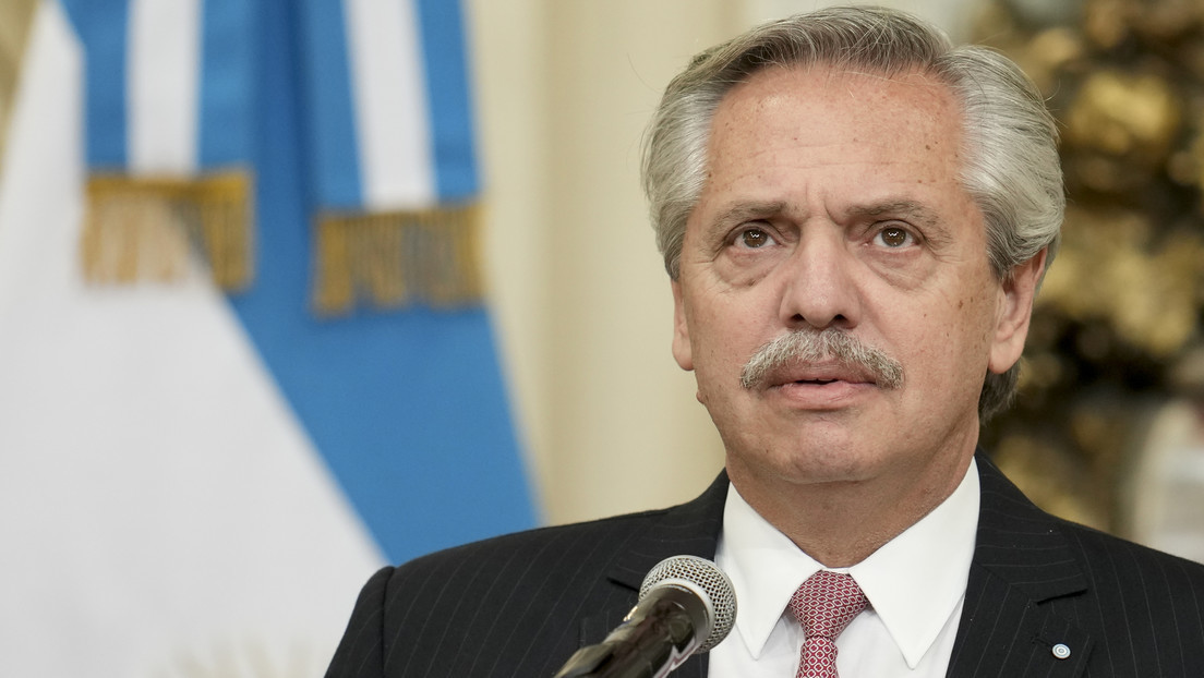 Filtran documentos militares chilenos que acusan a Alberto Fernández de "inmiscuirse en la política interna de países vecinos"