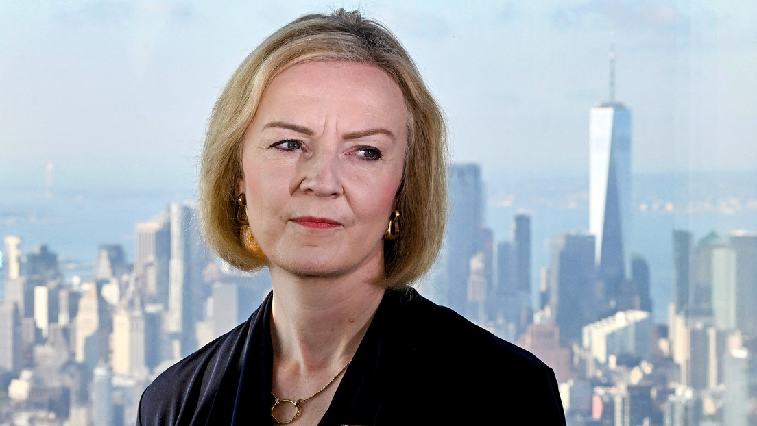 Liz Truss defiende su plan económico "correcto" pese a las turbulencias del mercado y la devaluación de la libra