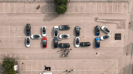 "Ayúdanos, Elon Musk": Usuarios de Tesla protestan en Noruega por problemas con sus autos