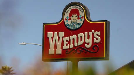 Un brote de E. coli vinculado a una cadena de comida rápida se extiende en EE.UU.