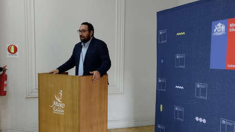 Los tuits de 2011 sobre Carabineros por los que la derecha chilena frenó una designación en el nuevo gabinete de Boric