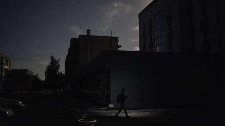 Problemas con la luz en varias regiones de Ucrania tras ataques a objetos de infraestructura