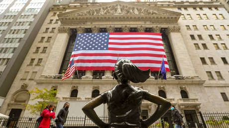 "Los hogares estresados se quedan sin recursos": Expertos evalúan el estado de la economía de EE.UU.