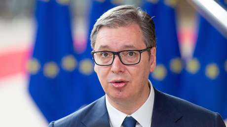 Vucic: La UE está amenazando a Serbia