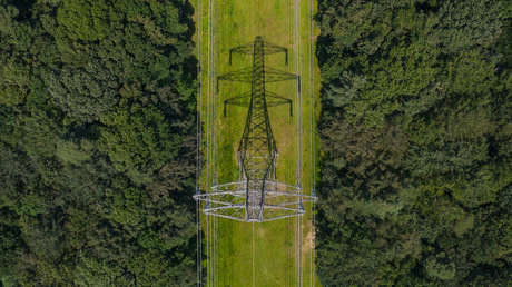 La primera ministra francesa advierte sobre una "explosión" de los precios de la energía en Europa