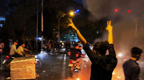 Teherán convoca a los embajadores de Noruega y Reino Unido en medio de las protestas en Irán