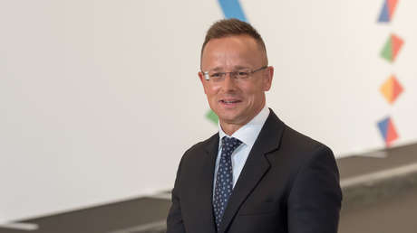 Canciller húngaro: "Las sanciones perjudican a Europa mucho más que a Rusia"