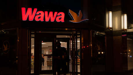 Unos 100 adolescentes saquean una tienda en Filadelfia (VIDEOS)