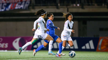 "¿Cuál es su especialidad, la cocina?": El comentario machista de un narrador de fútbol femenino que indignó a la ministra de la Mujer de Chile
