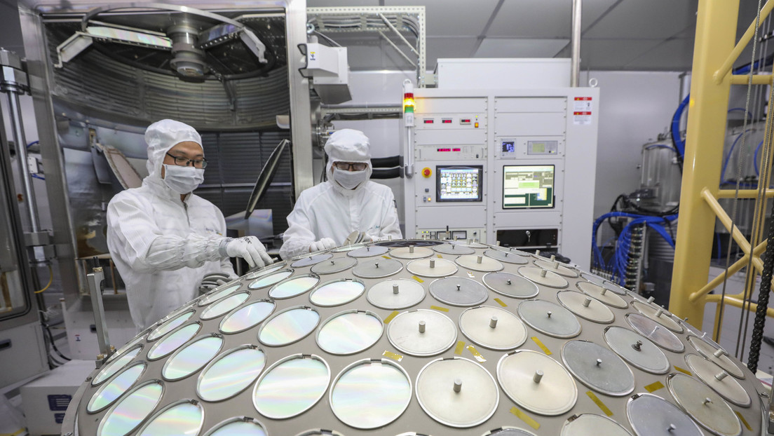 Restricciones tecnológicas de EE.UU. contra China ¿A quién pueden perjudicar más a largo plazo?