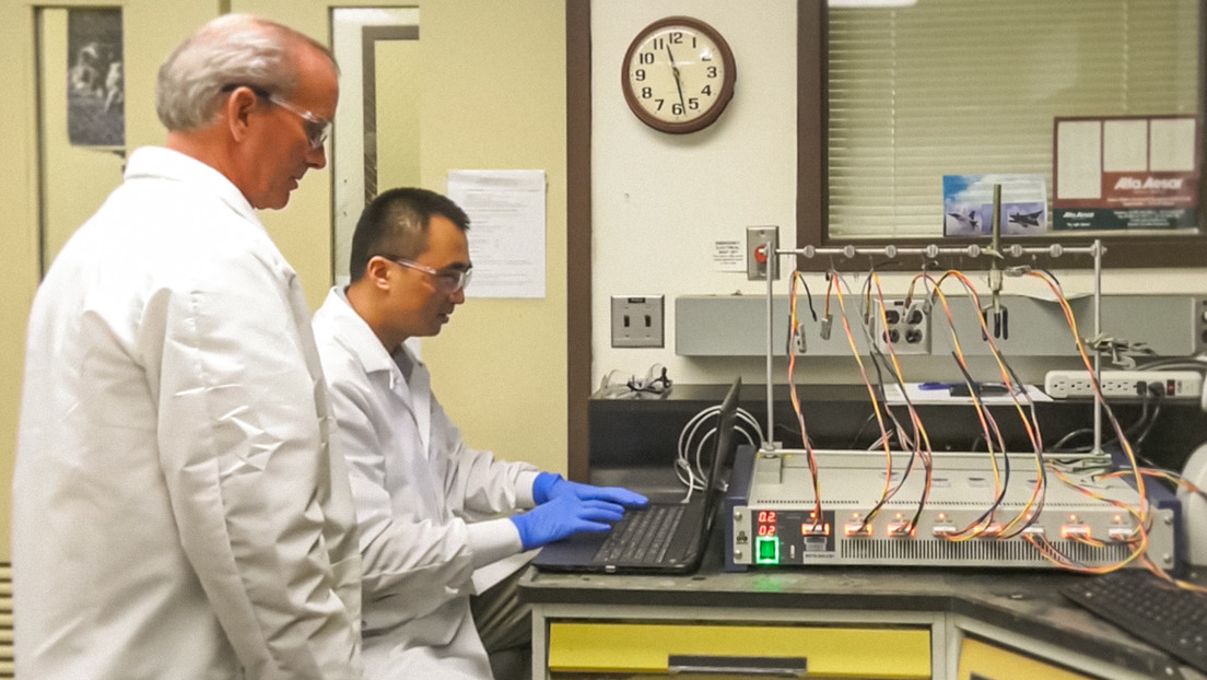 "Más ligeras, más seguras y funcionan mejor": con las nuevas baterías de la NASA los aviones eléctricos son posibles