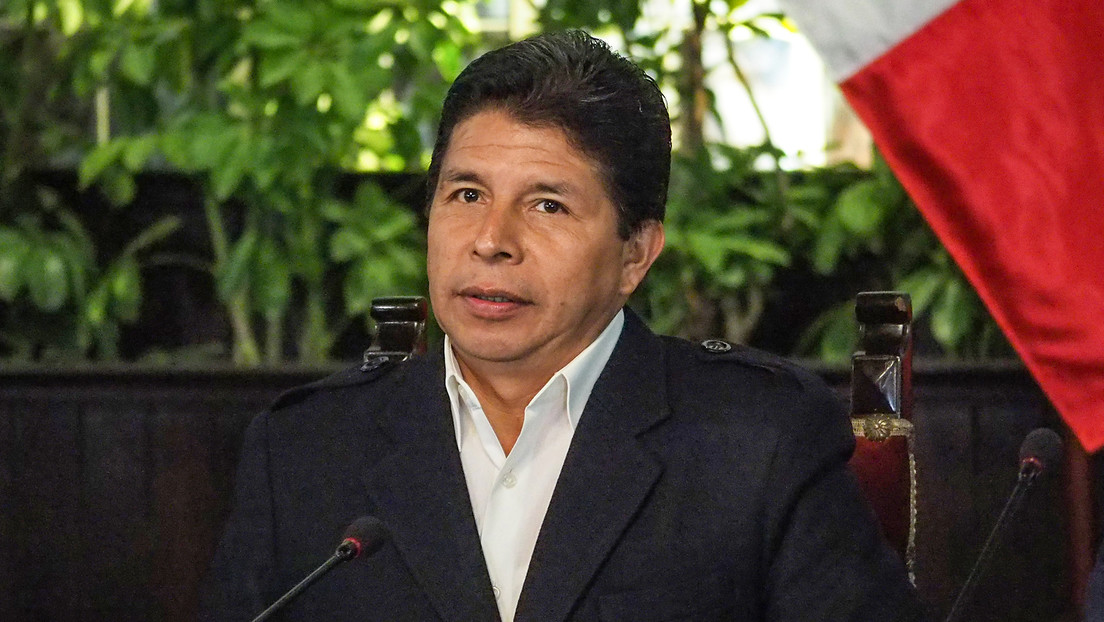 Lo que podría esconder la 'campaña de asedio' contra Pedro Castillo en Perú