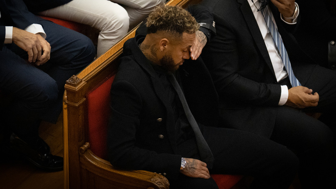 Comienza un juicio contra Neymar que prevé hasta 5 años de prisión