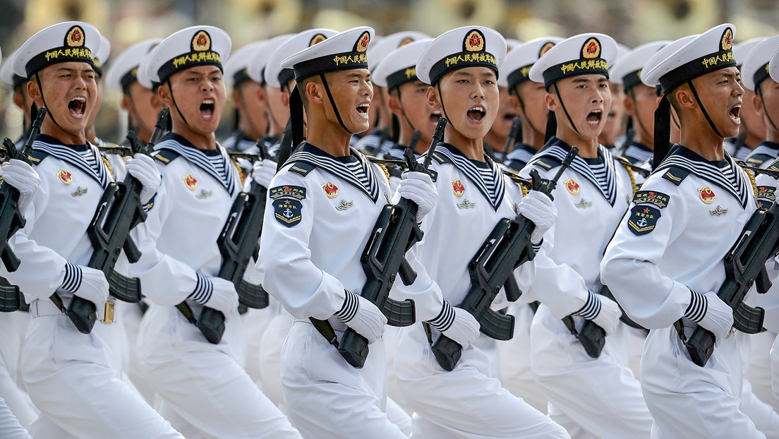 China: El Ejército "siempre está en máxima alerta" para defender la reunificación con Taiwán