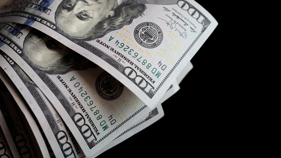 Putin: Usando el dólar como arma, Occidente devaluó las instituciones financieras internacionales