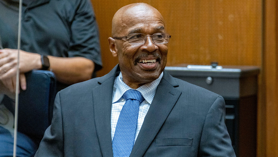 "No estoy resentido": Liberan a un hombre de 69 años que pasó más de media vida en prisión por una condena errónea