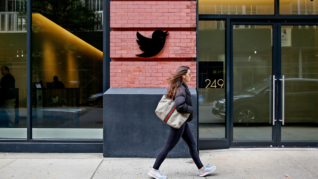 Reportan que Musk ordenó iniciar despidos en Twitter este sábado