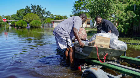 VIDEO: Kamala Harris afirma que darán prioridad a las "comunidades de color" al brindar ayuda por el huracán Ian