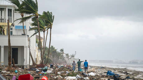 "Ustedes saquean, nosotros disparamos": El gobernador de Florida advierte a los saqueadores tras el paso del huracán Ian