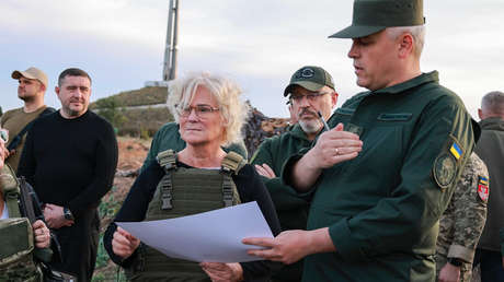 La ministra de Defensa alemana promete a Ucrania una "modernísima" arma dentro de unos días