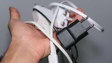 El Parlamento europeo obliga a Apple y otros fabricantes de dispositivos a rediseñar los cargadores