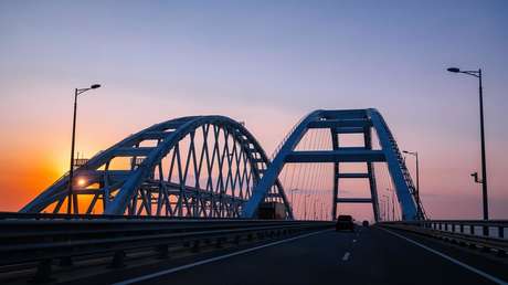 Revelan un plan de la inteligencia británica para destruir el puente de Crimea