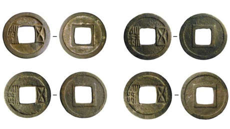 Descubren que habitantes de Siberia usaban monedas chinas para decorar sus atuendos