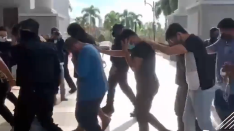 VIDEO: La Policía de Malasia arresta a supuestos agentes del Mossad por el secuestro de un ciudadano palestino