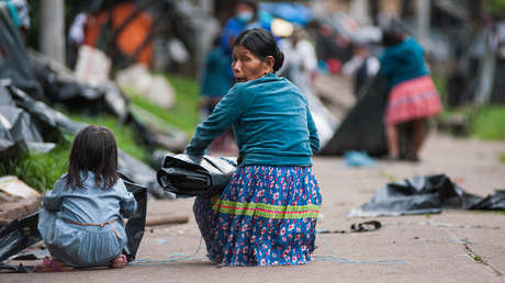 Por qué las protestas de los indígenas colombianos van más allá de los choques con la policía en Bogotá