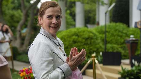 Esposa de López Obrador invita a Ralph Lauren a México para conocer el trabajo de los artesanos indígenas