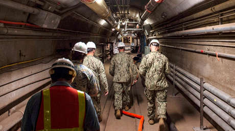 Comienzan a drenar las tuberías de Pearl Harbor afectadas por el derrame de 2021