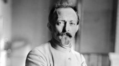 Un homenaje a Félix Dzerzhinski mirando a la izquierda latinoamericana hoy