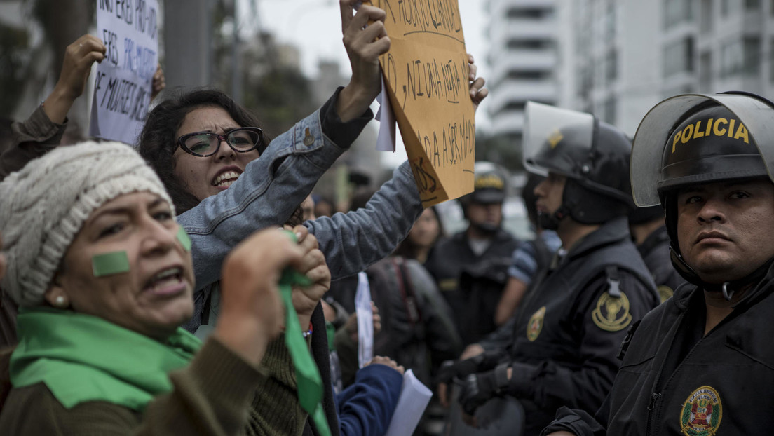 El Congreso de Perú rechaza la despenalización del aborto en caso de violación