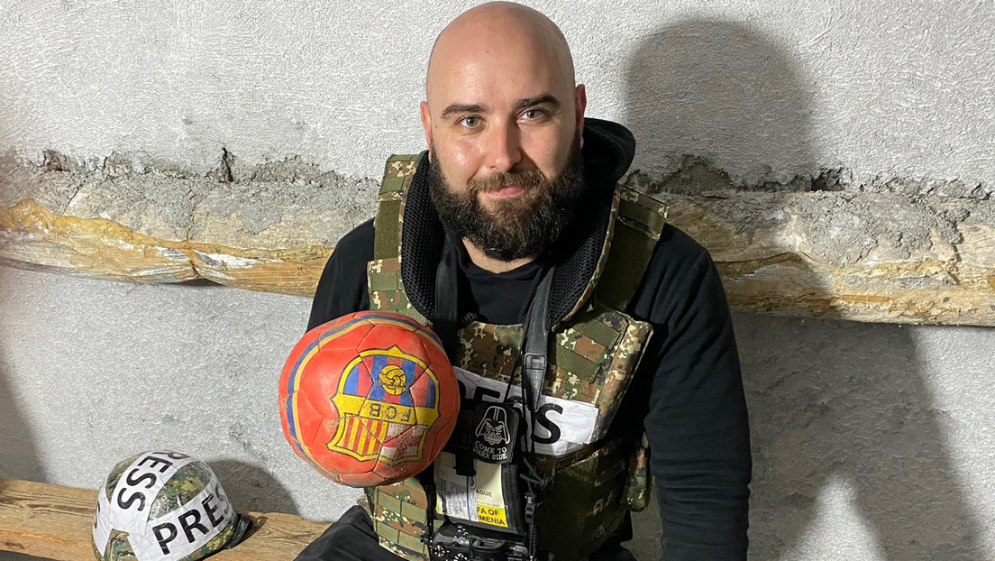 El periodista español Pablo González recibe la visita de su mujer tras 8 meses encarcelado en Polonia