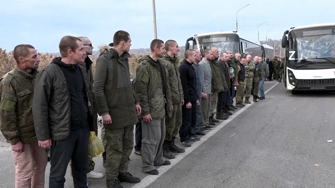 Se realiza otro intercambio de prisioneros entre Rusia y Ucrania en formato 35-35