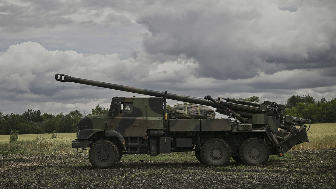 "No a costa de nuestra seguridad": Marine Le Pen insta a no suministrar más obuses Caesar a Ucrania