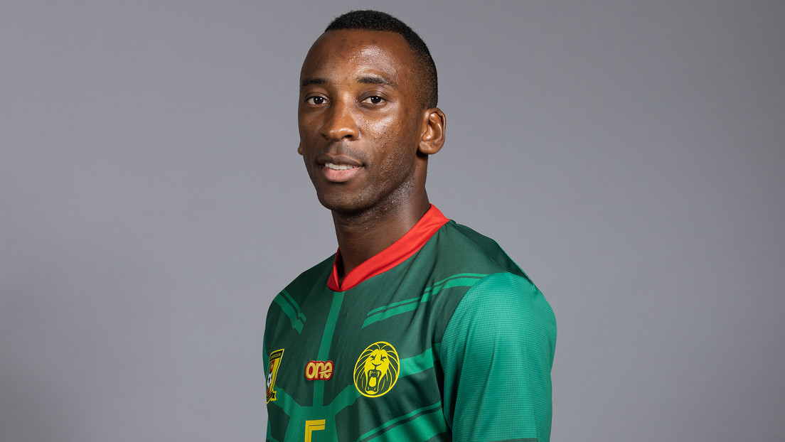 "Rusia es mi casa": un camerunés con pasaporte ruso debuta en el Mundial