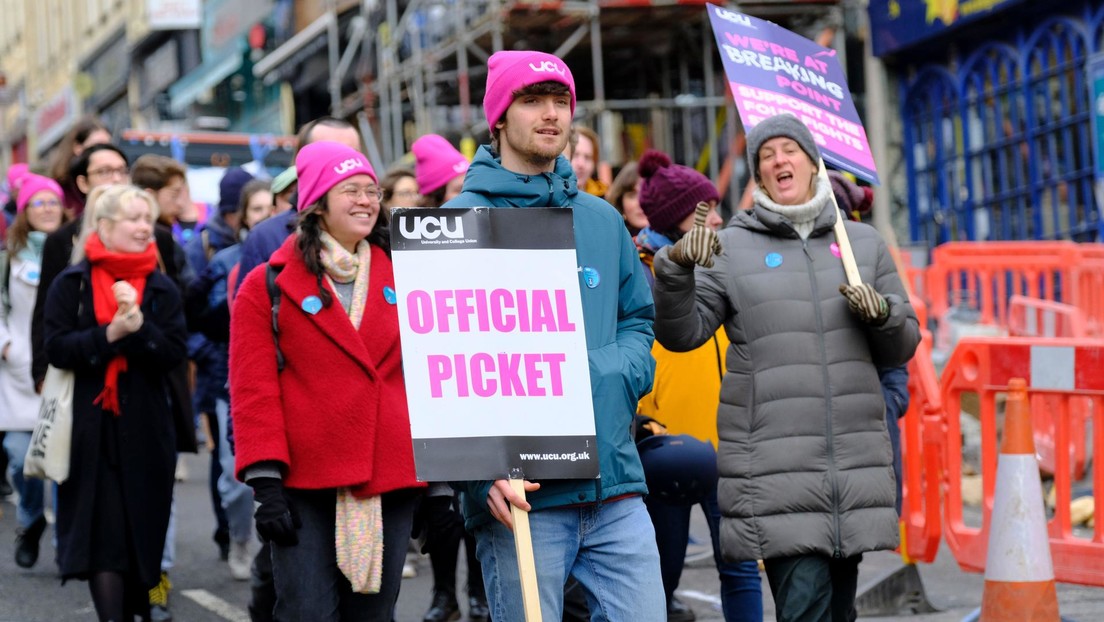 Comienza en Reino Unido "la huelga más grande en la historia" del personal universitario