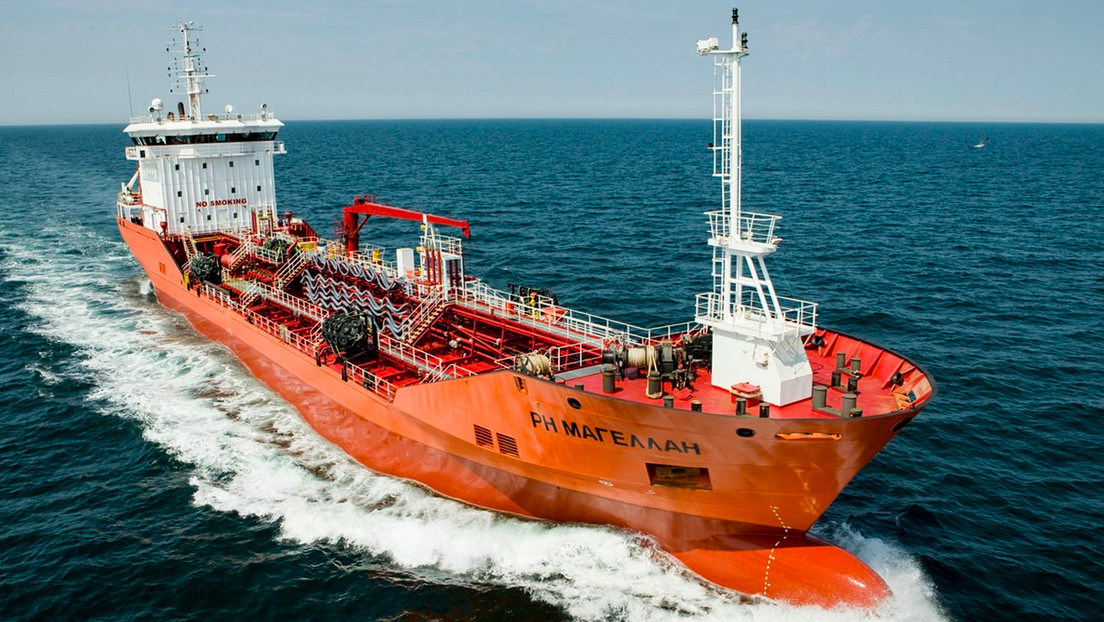 La UE aplaza las negociaciones sobre el tope al precio del petróleo ruso por disputas internas