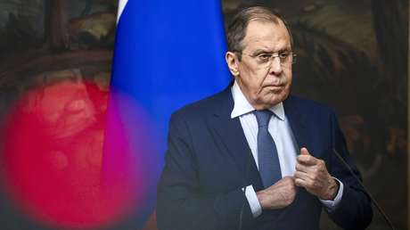 Lavrov: "EE.UU. y la OTAN tratan de explorar Asia-Pacífico militarizando la región"