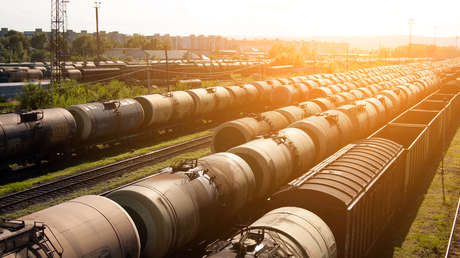 La India decide duplicar el comercio con Rusia