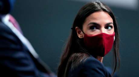 Alexandria Ocasio-Cortez confiesa temer por su vida en medio de la creciente violencia política en EE.UU.
