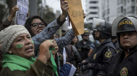 El Congreso de Perú rechaza la despenalización del aborto en caso de violación