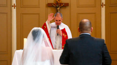 El Vaticano critica la propuesta de dar en Italia un bono a quien se case por la iglesia