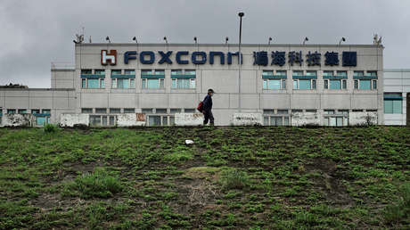 Ofrecen 1.400 dólares a los trabajadores que quieran irse tras las protestas en la mayor planta de Apple en China